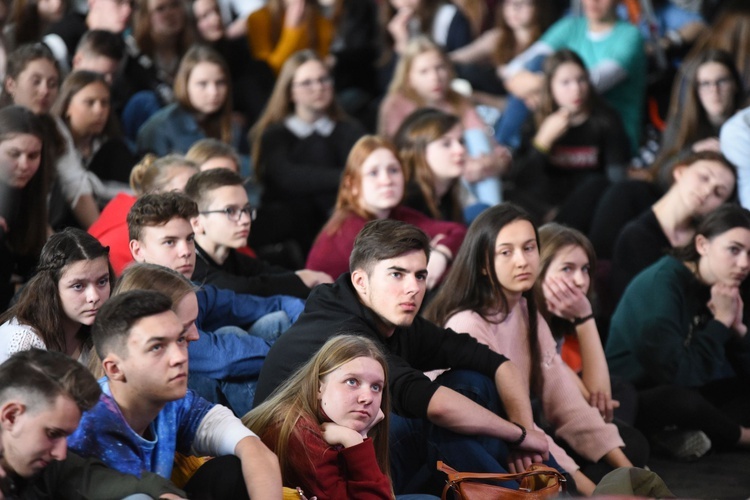 Tarnów. Niedziela Palmowa młodych. Zawiązanie wspólnoty