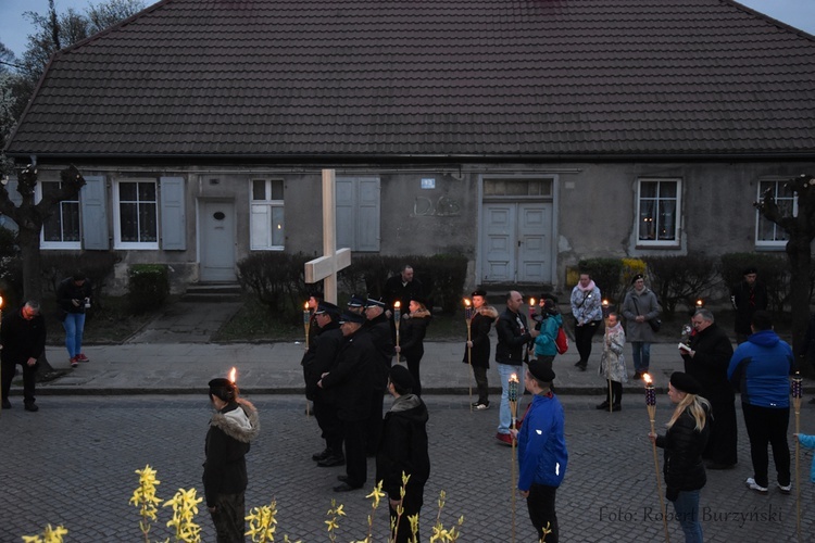 Spektakl i Droga Krzyżowa w Witnicy