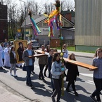 Tarnów. Niedziela Palmowa młodych. Procesja różańcowa