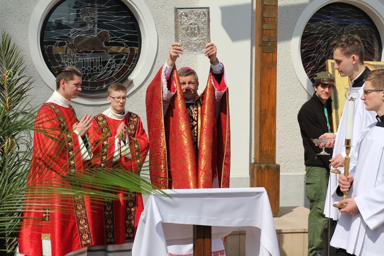 Niedziela Palmowa młodych w Bielsku-Białej 2019 - procesja do katedry