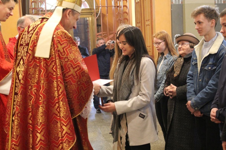 Niedziela Palmowa młodych w Bielsku-Białej 2019 - Msza Święta