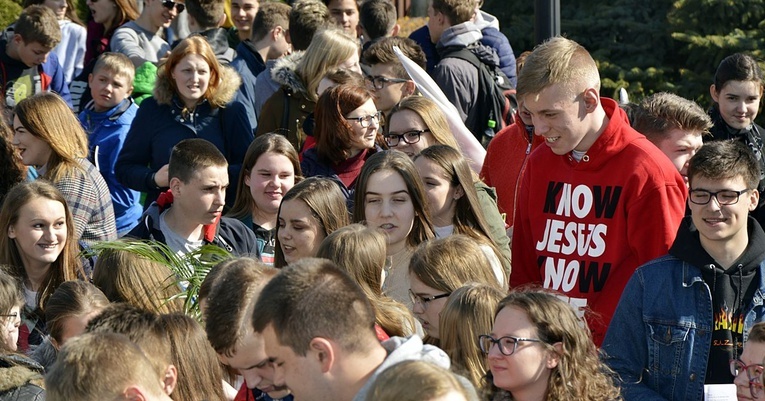 Niedziela Palmowa młodych diecezji płockiej