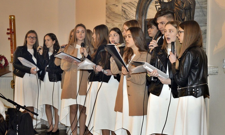 Niedziela Palmowa młodych diecezji płockiej