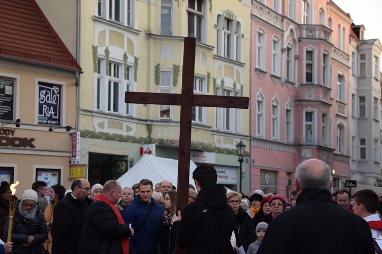 Droga Krzyżowa na ulicach Zielonej Góry