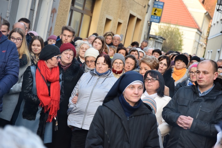 Droga Krzyżowa na ulicach Zielonej Góry