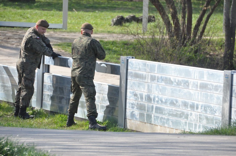 Ćwiczenia na wypadek powodzi