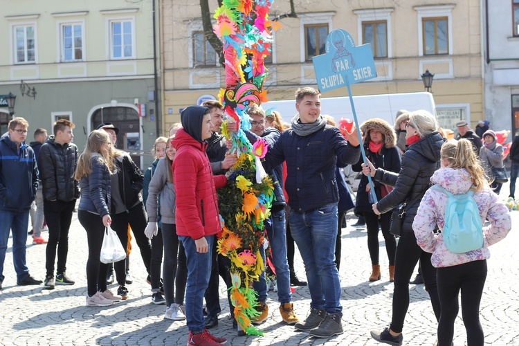 Niedziela Palmowa w Łowiczu - cz.2 