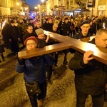 Droga Krzyżowa młodych w Radomiu