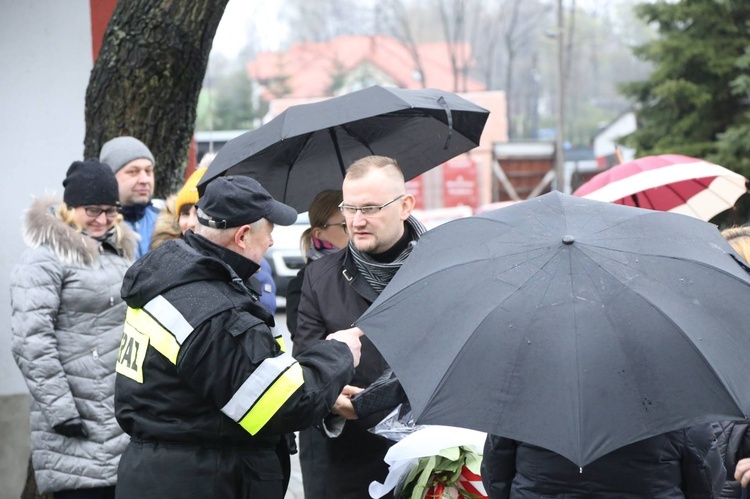 Poświęcenie krzyża w Biegonicach