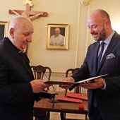 Miejskie wyróżnienia dla ludzi Kościoła wrocławskiego