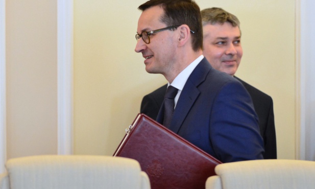 Premier: Rząd przyjął projekt ws. "500 plus" na pierwsze dziecko