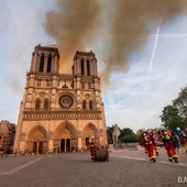 Prokuratura: Pożar Notre Dame prawdopodobnie wzniecony przypadkiem