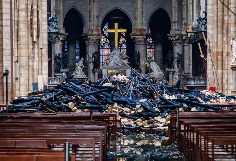 Arcybiskup Wilna: Pożar Notre Dame przypomina Europie o chrześcijańskich korzeniach