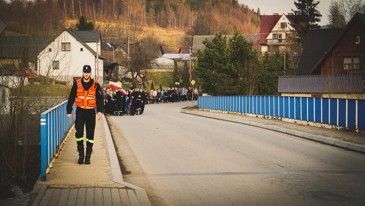 Okręgowa Droga Krzyżowa w Jurkowie