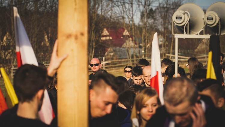 Okręgowa Droga Krzyżowa w Jurkowie