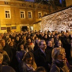 Wielka Środa. Droga Krzyżowa ulicami Tarnowa