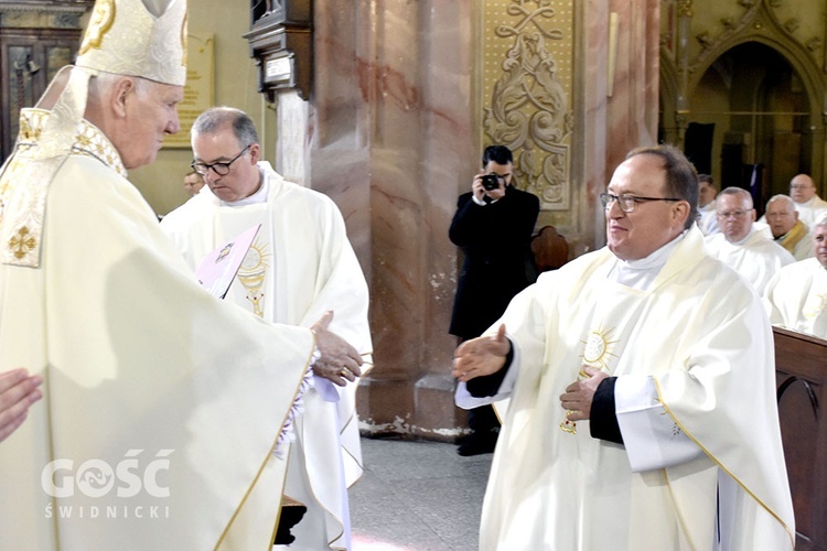 Msza Krzyżma Świętego w świdnickiej katedrze