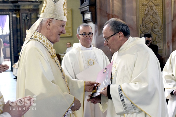 Msza Krzyżma Świętego w świdnickiej katedrze