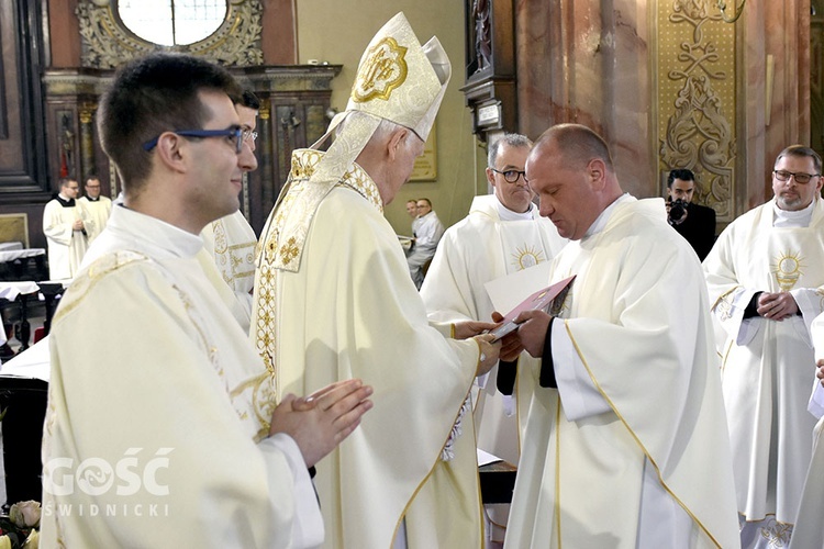 Msza Krzyżma Świętego w świdnickiej katedrze