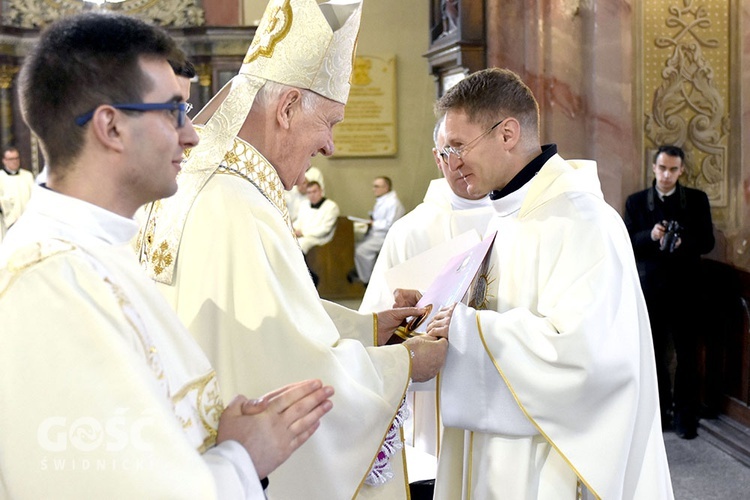 Msza Krzyżma Świętego w świdnickiej katedrze