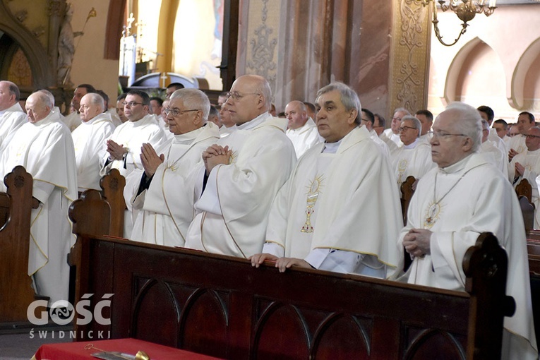 Msza Krzyżma Świętego w świdnickiej katedrze