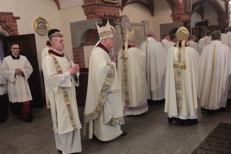 Legnica. Msza Krzyżma św.