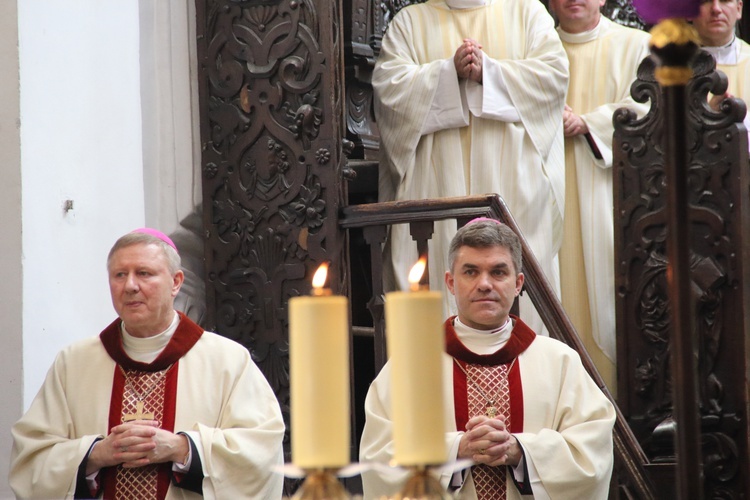 Msza św. Krzyżma w katedrze w Gdańsku-Oliwie