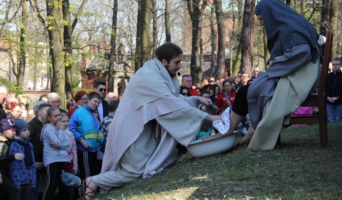 Misterium w Piekarach. Jezus zaprasza na ucztę