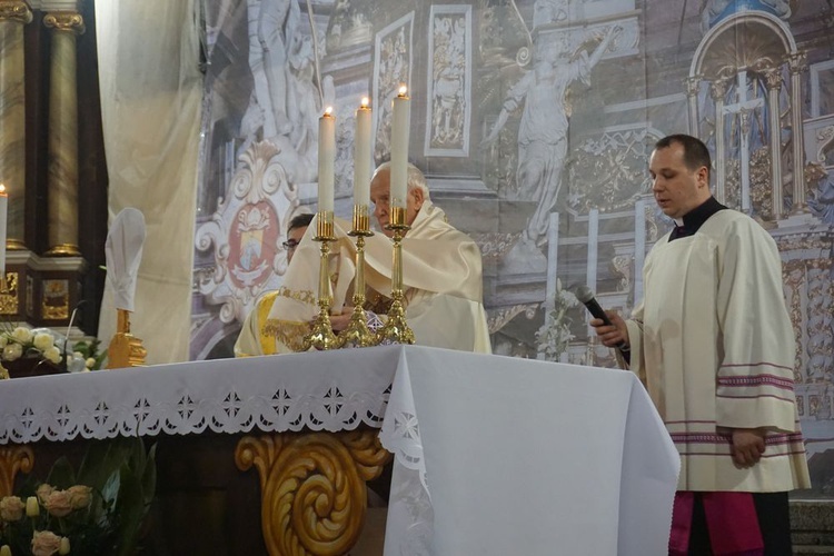 Wielki Czwartek. Msza Wieczerzy Pańskiej w świdnickiej katedrze