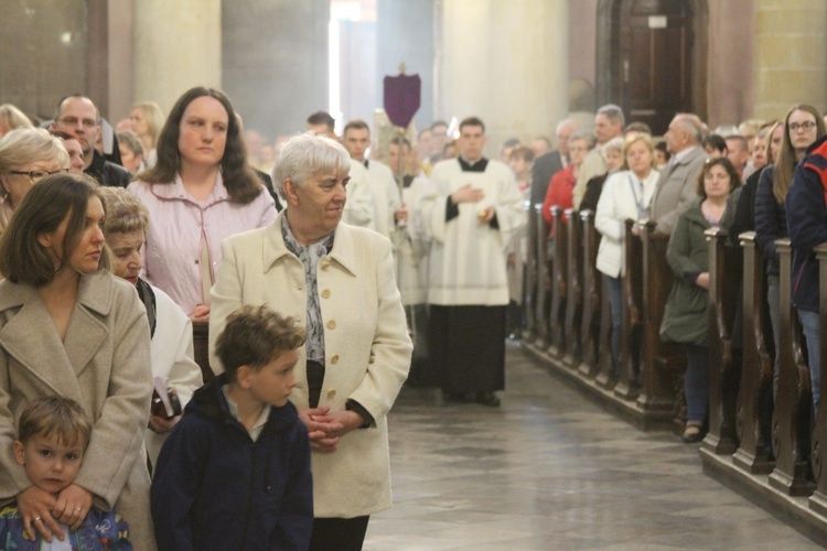 Msza Wieczerzy Pańskiej w katedrze płockiej