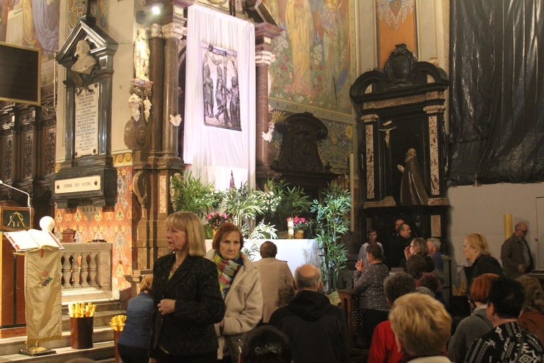 Msza Wieczerzy Pańskiej w katedrze płockiej