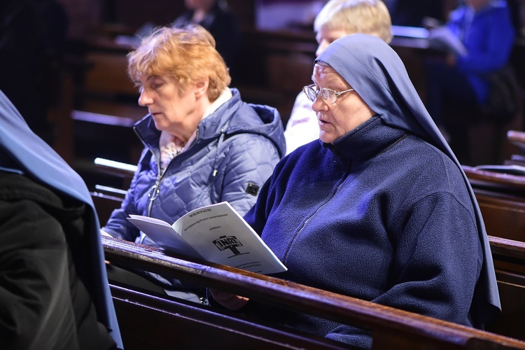 Ciemna jutrznia w olsztyńskiej konkatedrze św. Jakuba