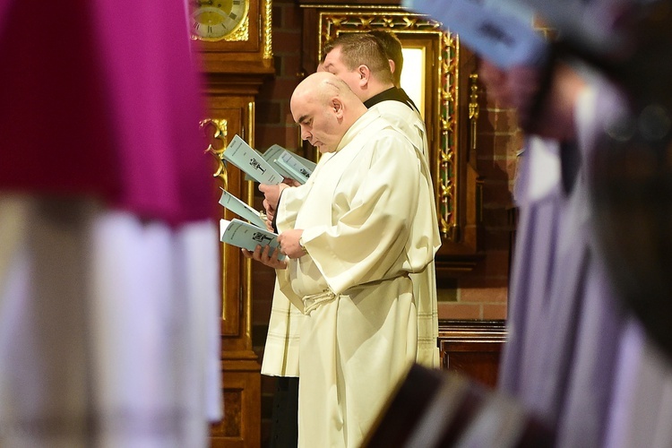 Ciemna jutrznia w olsztyńskiej konkatedrze św. Jakuba