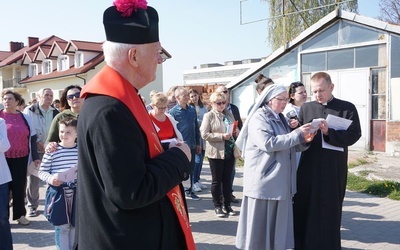 Wielki Piątek - Droga Krzyżowa w parafii Miłosierdzia Bożego