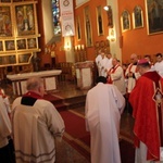 Liturgia Wielkiego Piątku w zielonogórskiej konkatedrze
