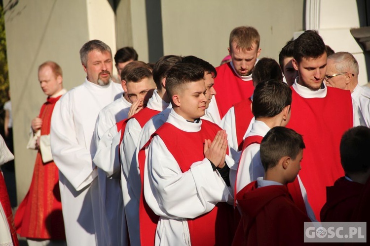 Liturgia Wielkiego Piątku w zielonogórskiej konkatedrze