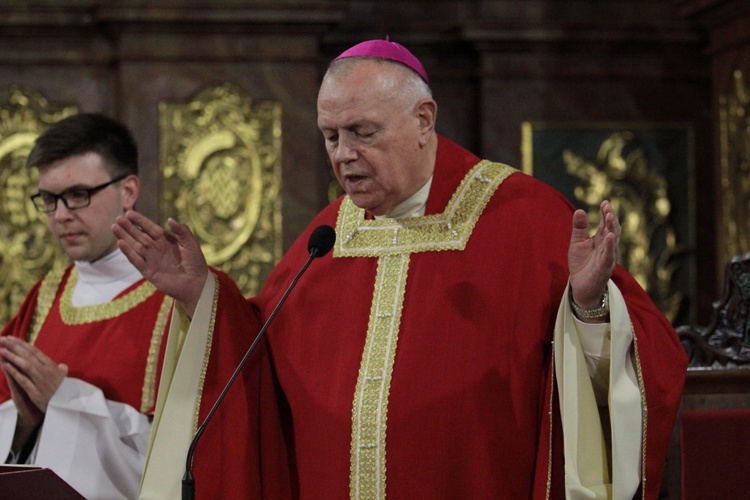 Legnica. Liturgia Wielkiego Piątku