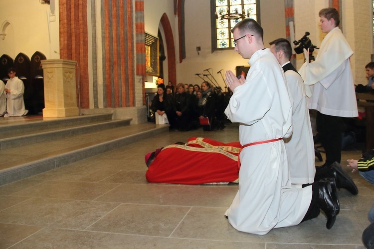 Wielki Piątek Męki Panskiej w katedrze