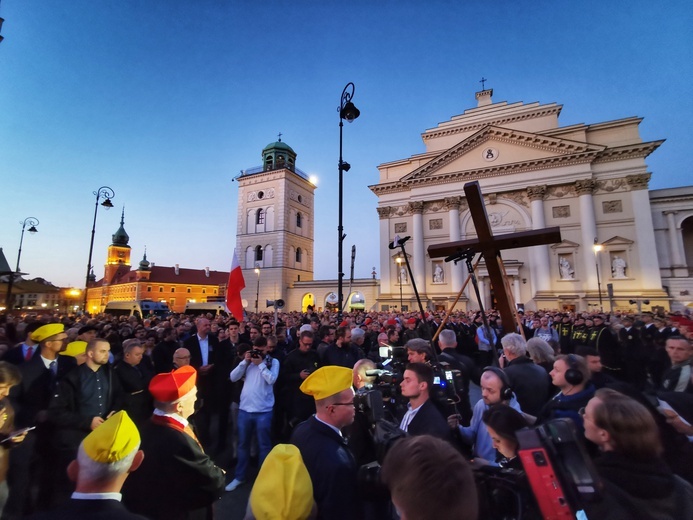 Droga Krzyżowa Macieja Musiała. I tysięcy warszawiaków