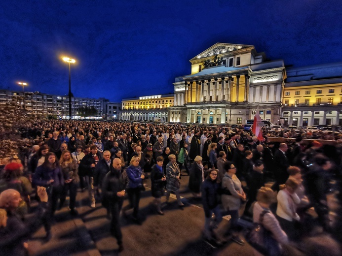 Droga Krzyżowa Macieja Musiała. I tysięcy warszawiaków