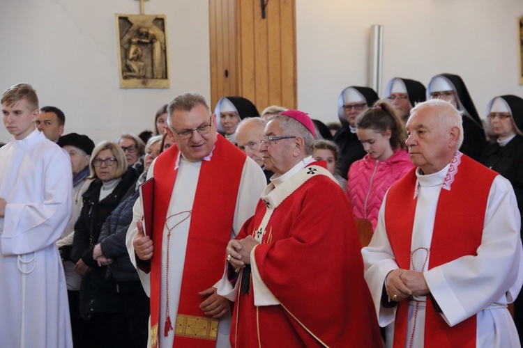 Liturgia Wielkiego Piątku z udziałem metropolity gdańskiego