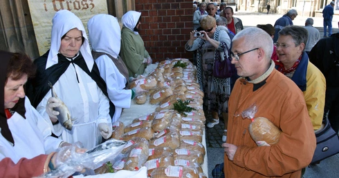 Jałmużna wielkpostna po legnicku