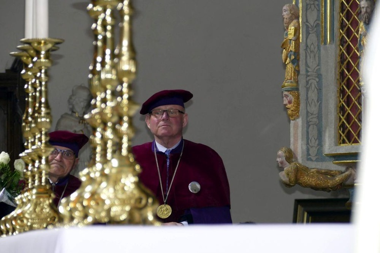 Wielki Czwartek. Liturgia Wieczerzy Pańskiej w Strzegomiu