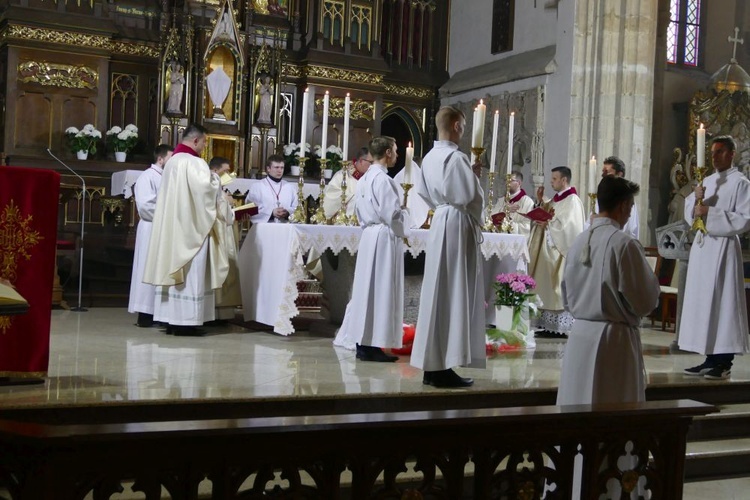 Wielki Czwartek. Liturgia Wieczerzy Pańskiej w Strzegomiu