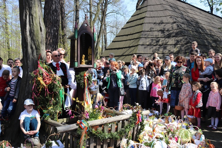 Święconka w pszczyńskim skansenie