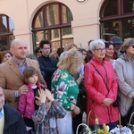 Święcenie pokarmów wielkanocnych przed kościołem Mariackim 2019