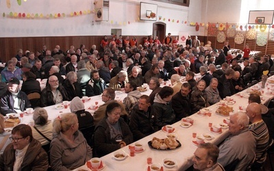 Sopot. Uroczyste śniadanie dla ubogich i samotnych