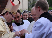 Wigilia Paschalna rozpoczęła się od liturgii światła.