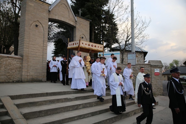 Zmartwychwstanie Pańskie w Sulisławicach