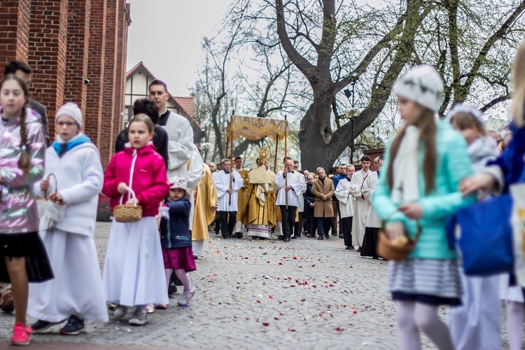 Niedziela Zmartwychwstania Pańskiego w olsztyńskiej katedrze